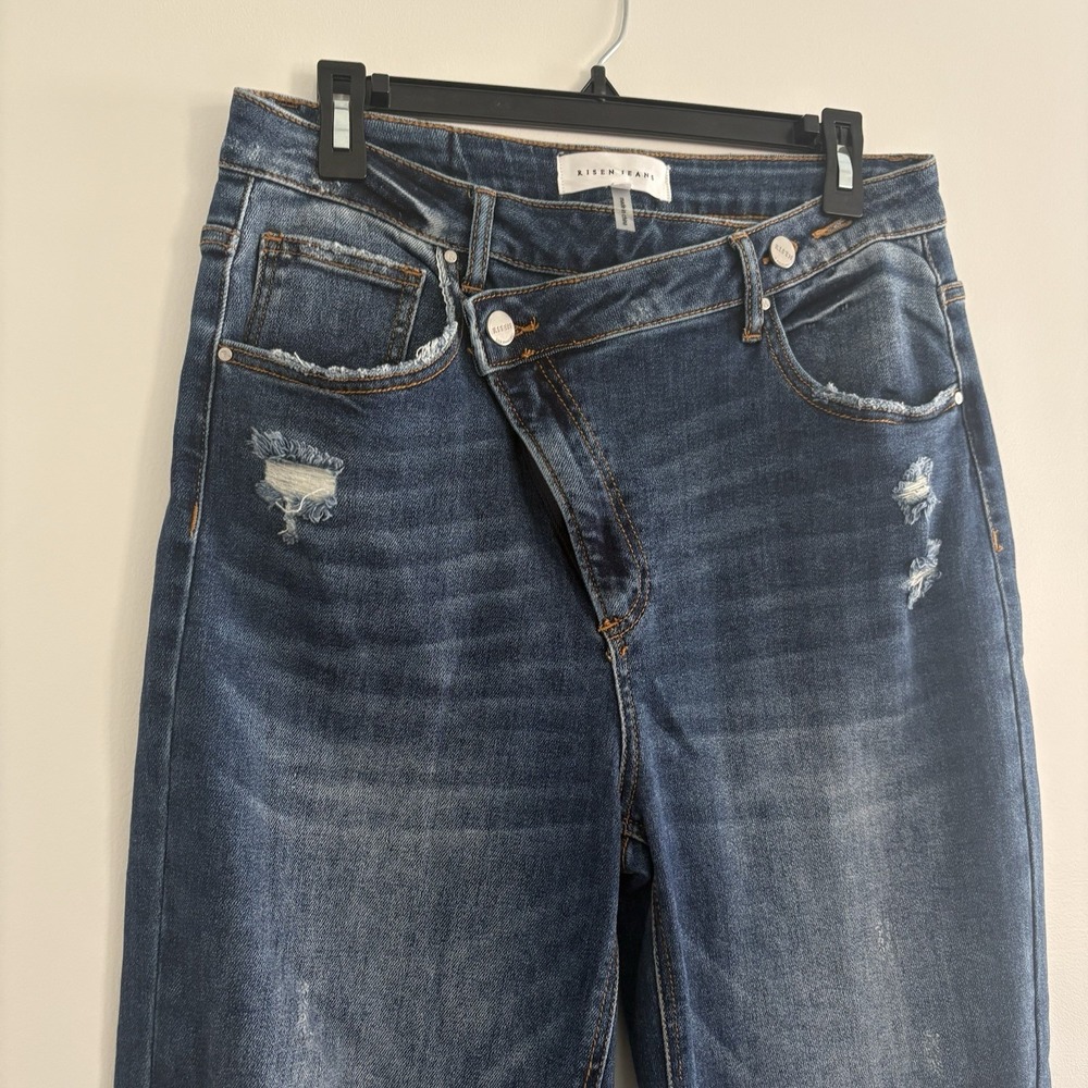 RISEN Women's Medium Wash Distressed Crossover Button Design High‎ Rise Size 31